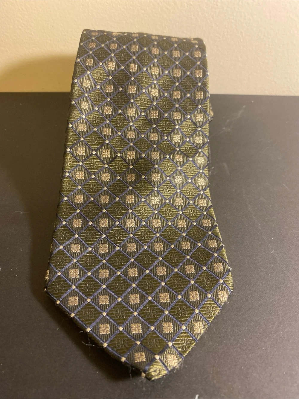 Hart Schaffner Marx Neck Tie  Geometric Diamond Design Classic Preppy Designer